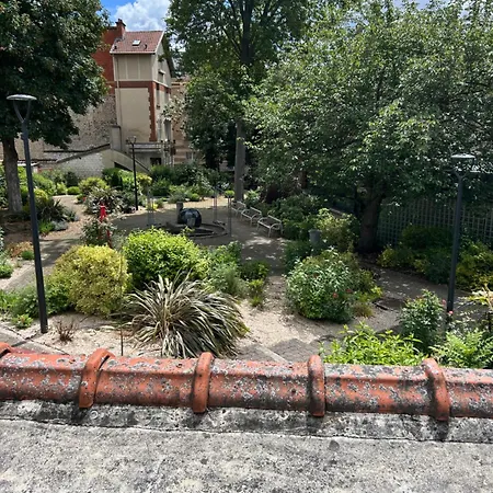 La Terrasse Des Sacres Au Pied De La Cathedrale Apartment *